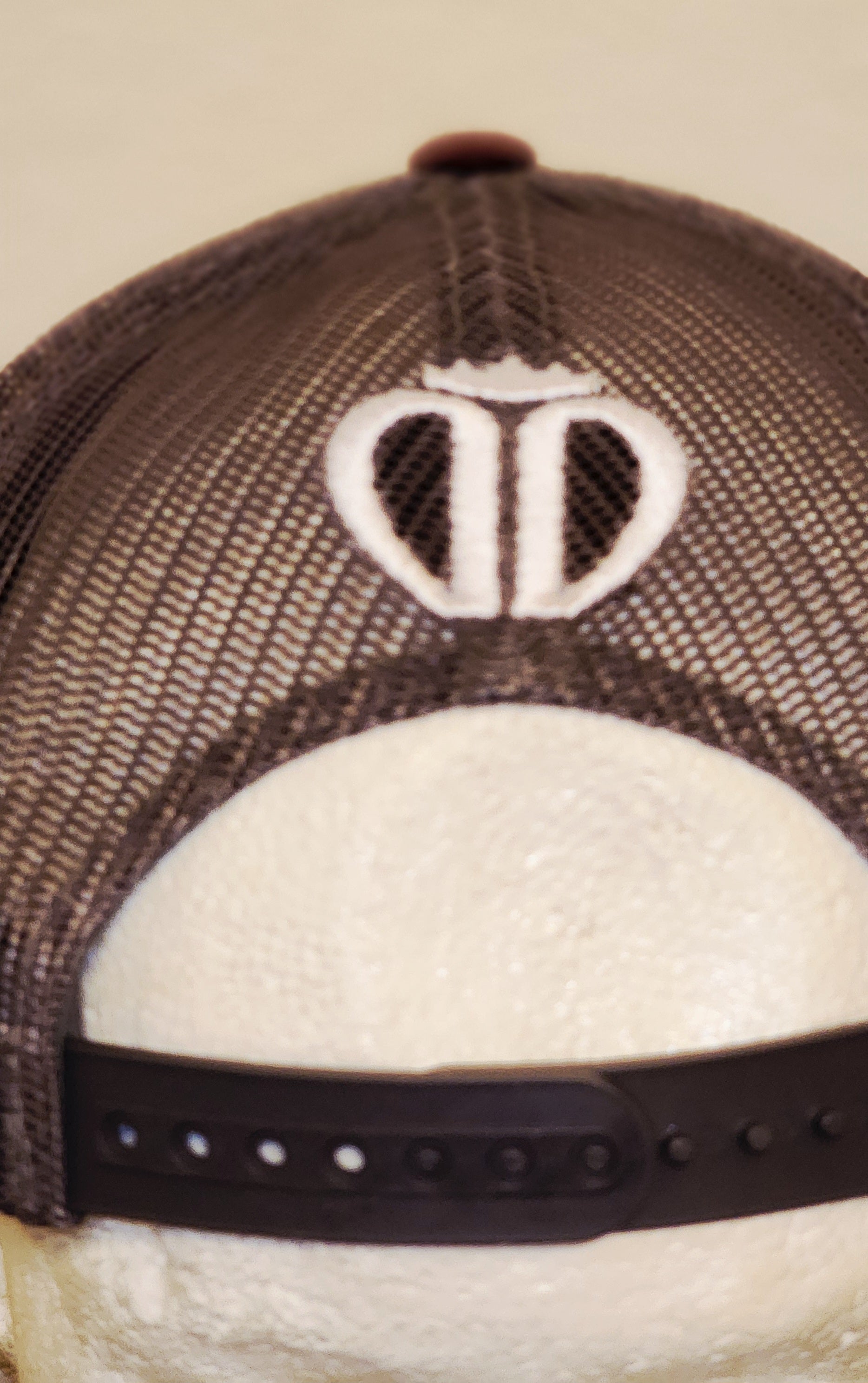 Dborra Cap