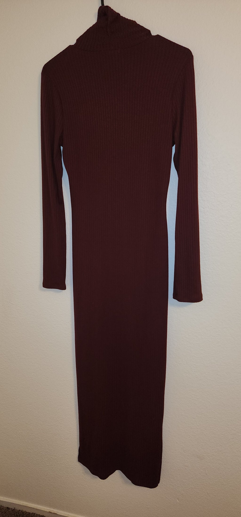 Monique Ribbed Maxi Dress